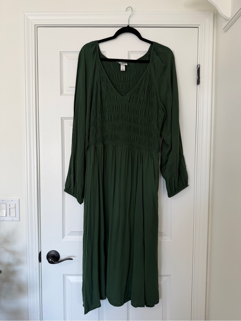 Ava & Viv Sz 2X Olive Green Long Sleeve Smocked Maxi Dress